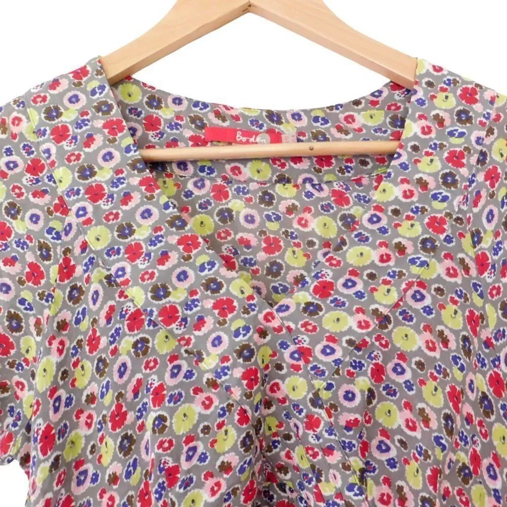Boden Womens Top Size US 8 Gray Pink Floral Ditsy Print Short Sleeve V Neck Y2K - Picture 2 of 5